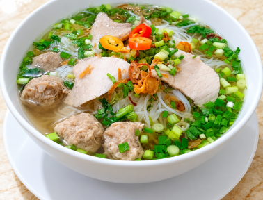 Quán Bán Xuyên Tết – Giải Pháp Ăn Uống Trong Dịp Tết Nguyên Đán