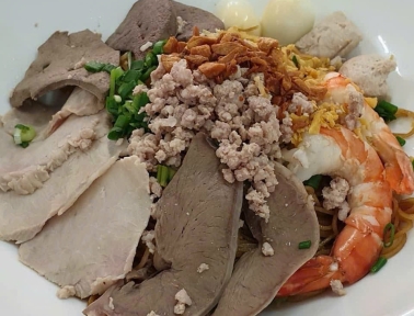 Quán Hủ Tiếu Bán Xuyên Tết – Lựa Chọn Ẩm Thực Dịp Đầu Năm